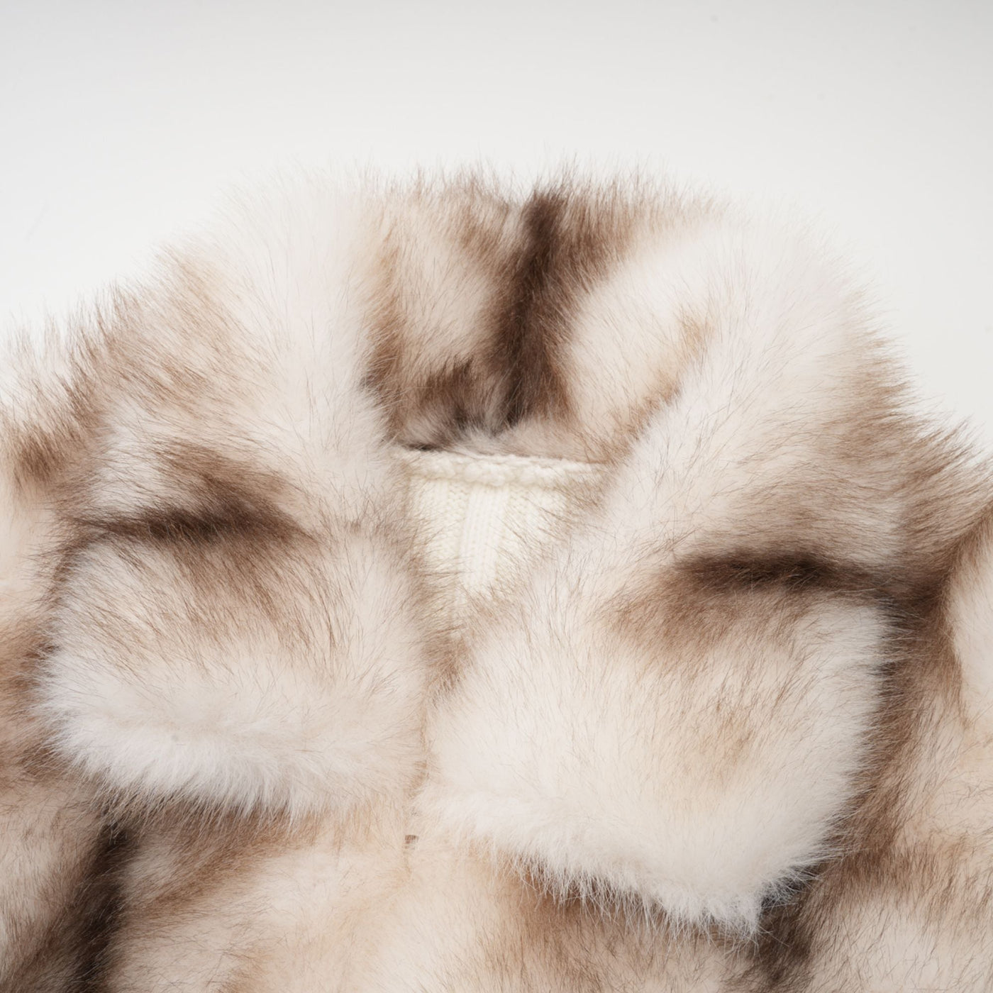 ATISSE LAETICIA – Women's Faux Fur Ribbed Knit Jacket – Luxury Zip Front Winter Cardigan