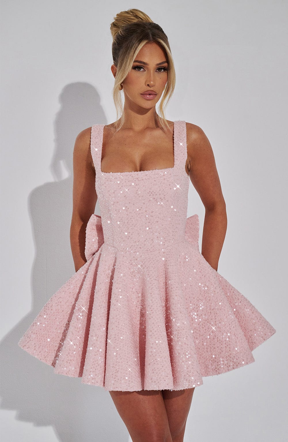 ATISSE DOROTHY ICON — Vestido mini de tweed (Blush)