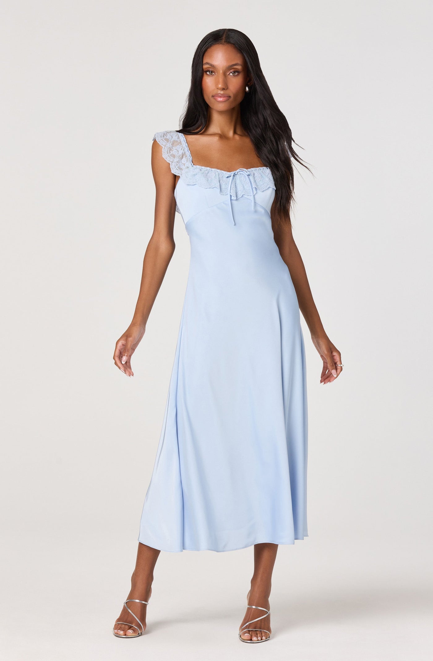 ATISSE MAKIYA – Midikleid für Damen mit Herz-Ausschnitt – Hellblau