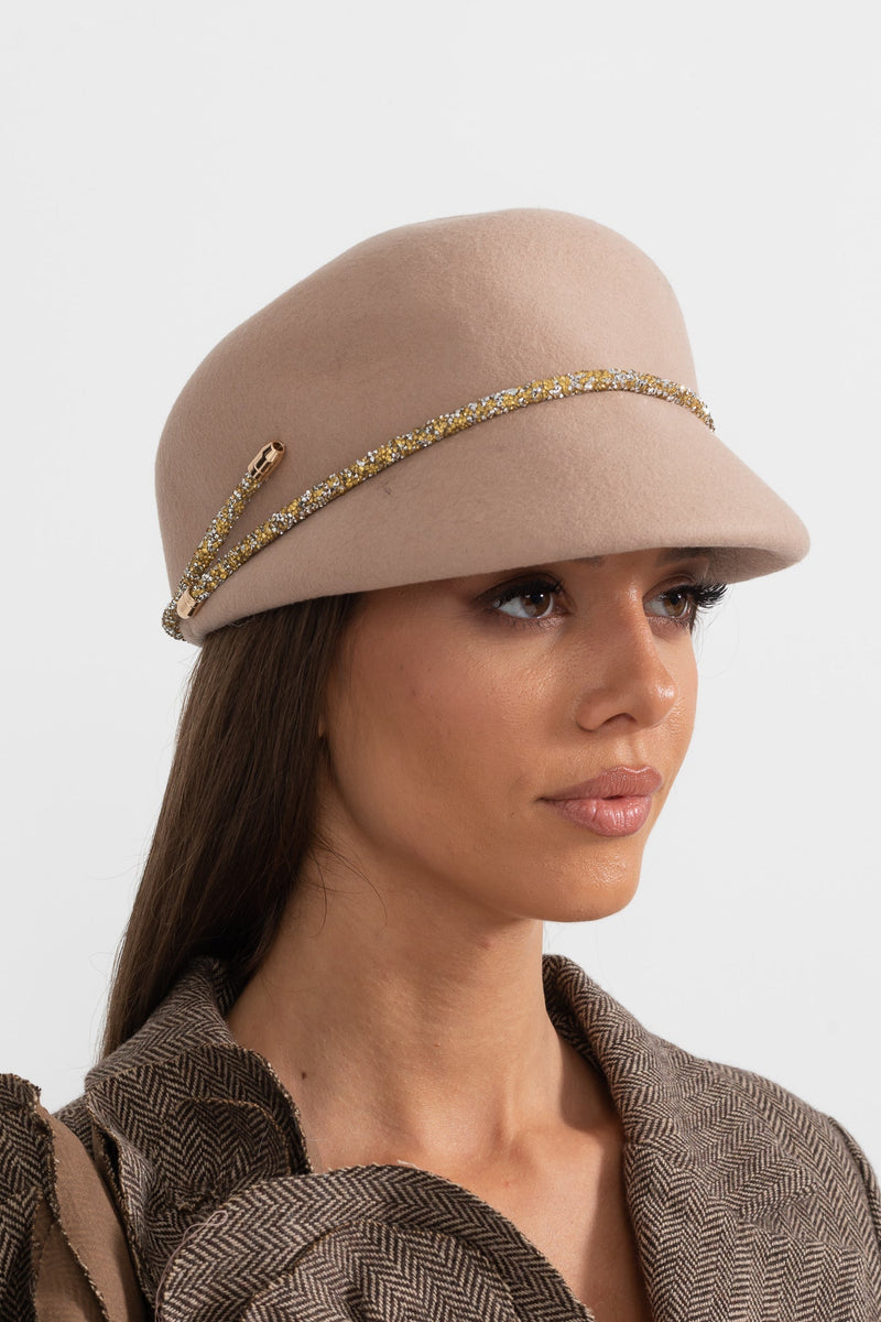 ATISSE – Women’s Beige Short Brim Hat – Gold Chain Detail Winter Hat