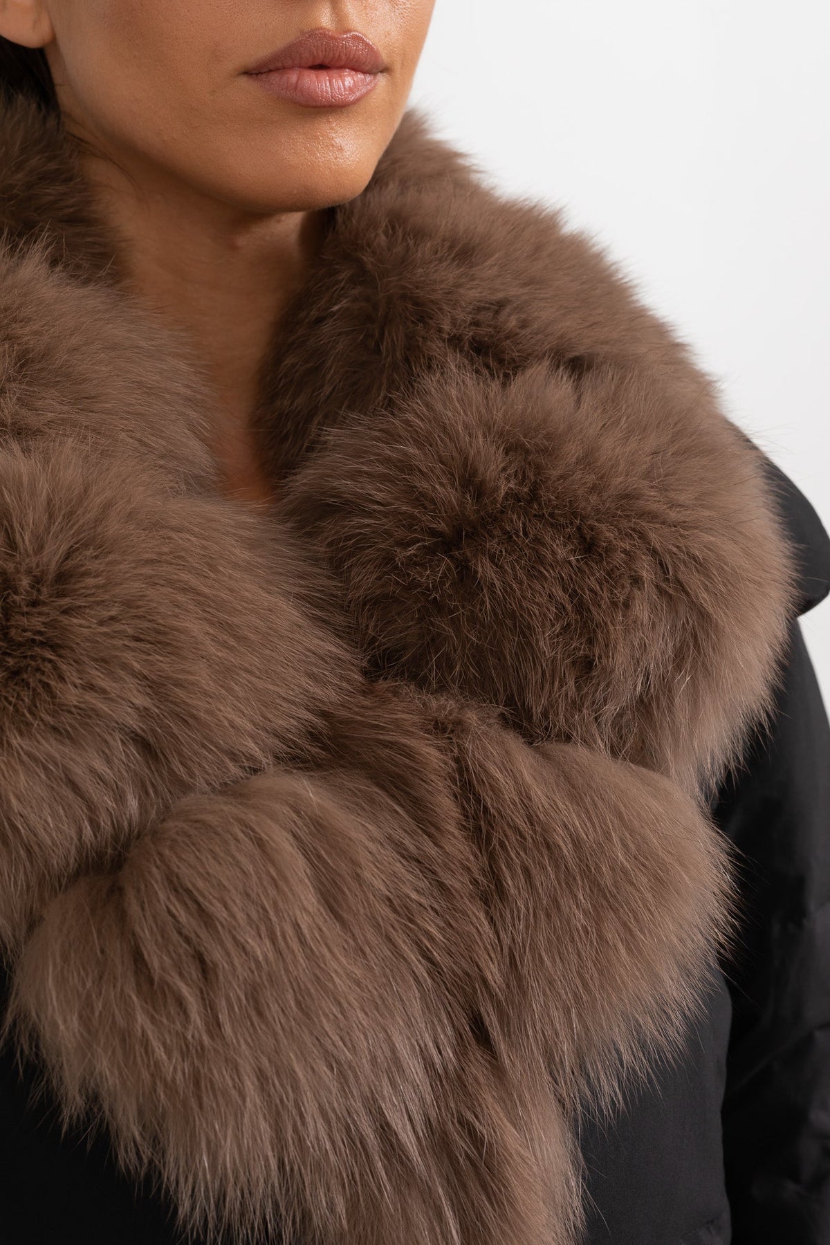 ATISSE – Women’s Black Puffer Jacket – Brown Fox Fur Hood – Luxury Down Winter Coat