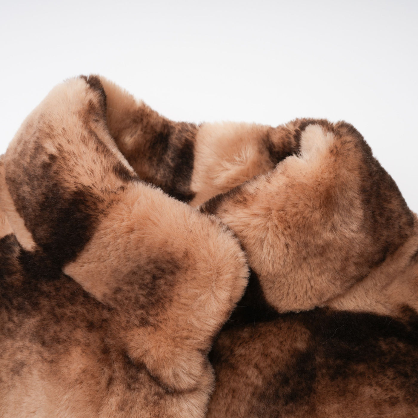 ATISSE ALINA – Women's Gradient Faux Fur Jacket – Brown Cropped Luxury Winter Coat