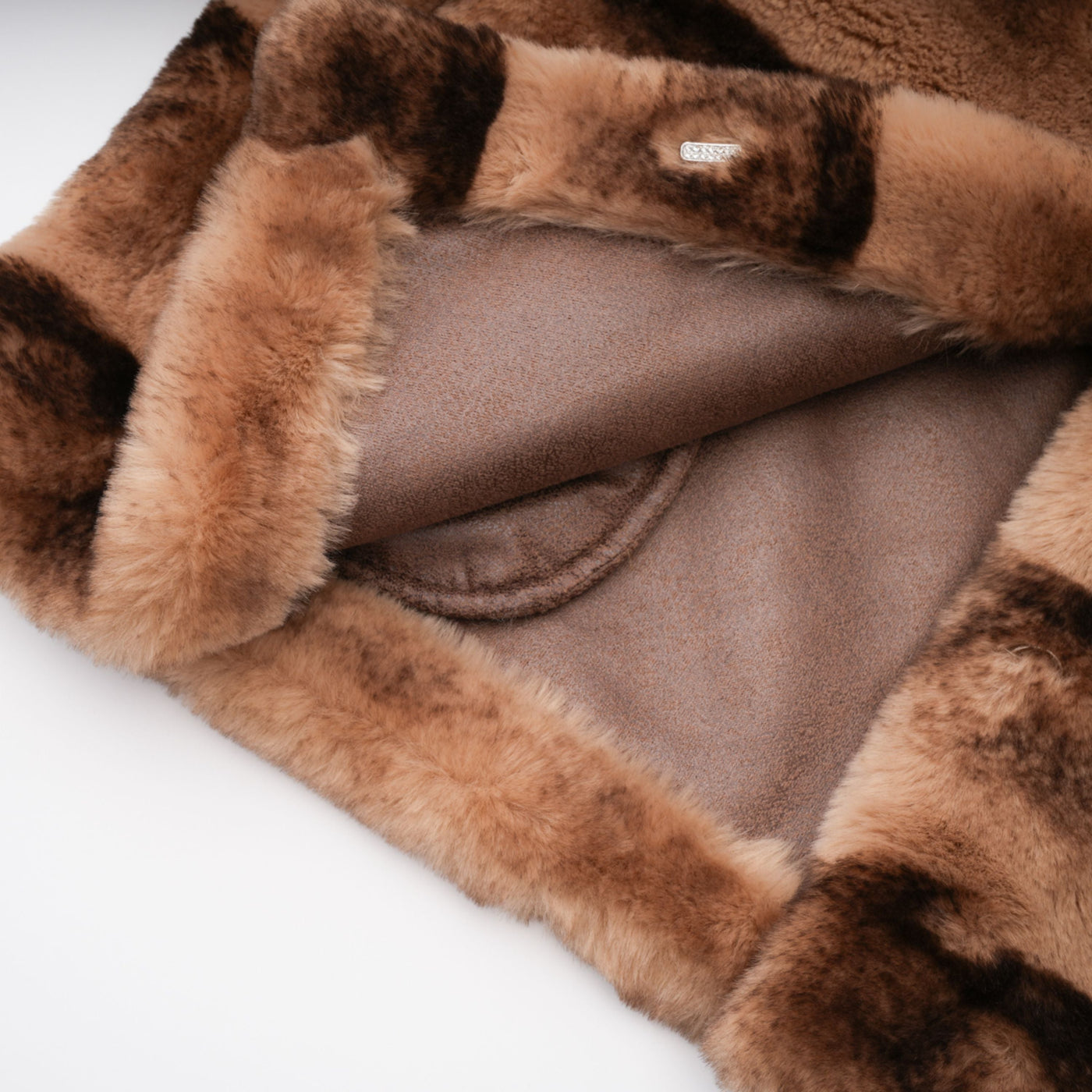 ATISSE ALINA – Women's Gradient Faux Fur Jacket – Brown Cropped Luxury Winter Coat