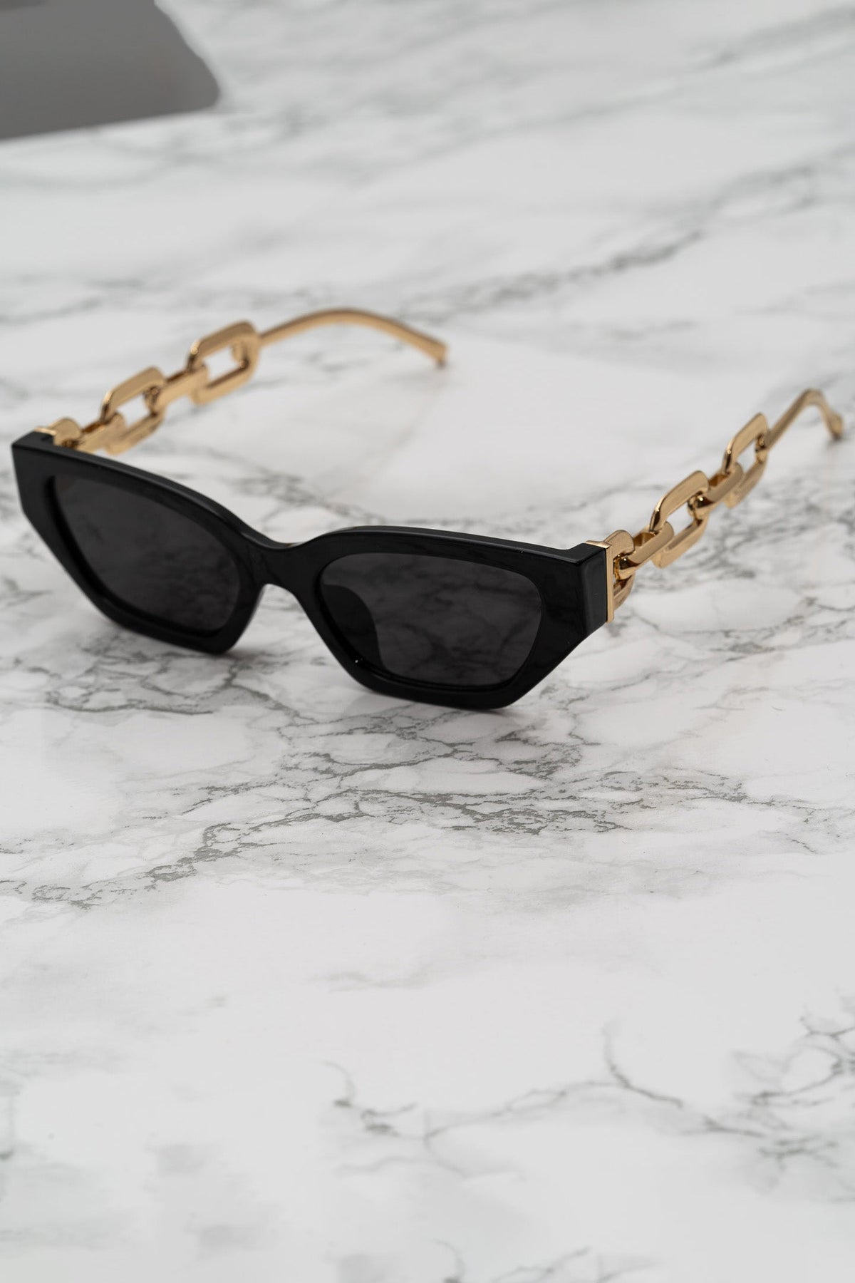 ATISSE - Cat Eyes with Gold Chain Arms - Black