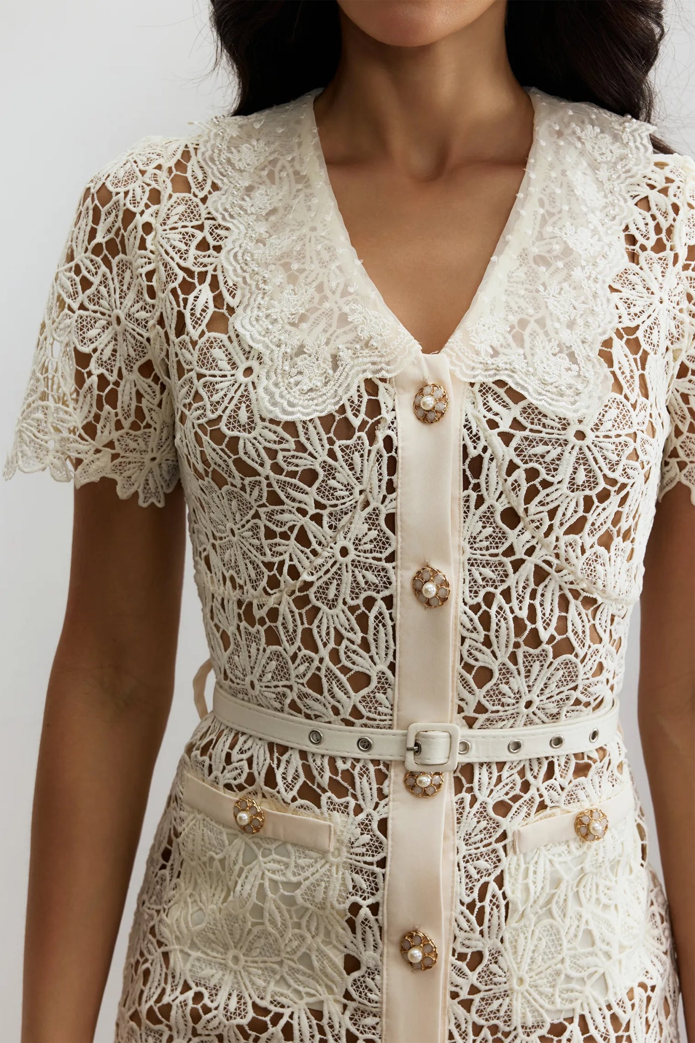 ATISSE KARMEN – Damen Midikleid aus bestickter Spitze – Elfenbein