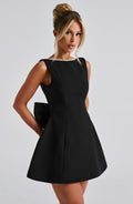 ATISSE CARRIE ICON — Minivestido con lazo de perlas (Negro)