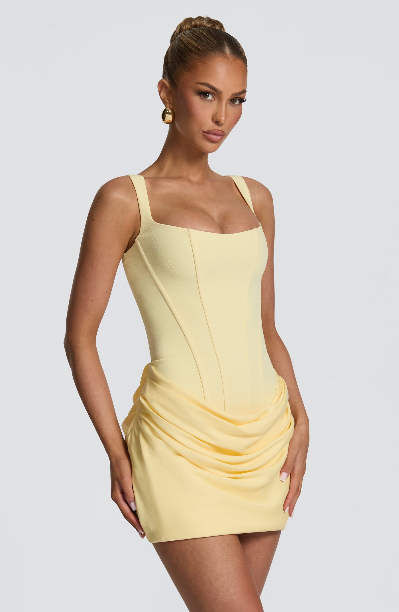 ATISSE SCULPT ICON – Buttergelbes Korsett-Minikleid