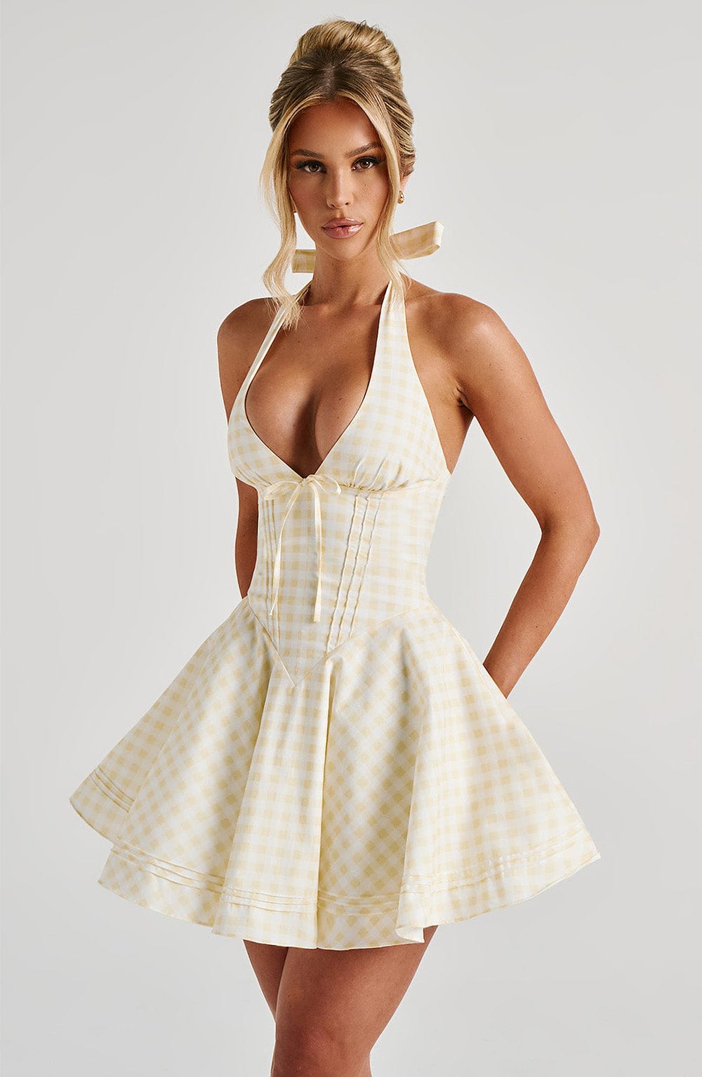 ATISSE LEMON GARDEN — Kariertes Mini-Halterneck-Kleid mit Vichy-Karos in Zitronengelb
