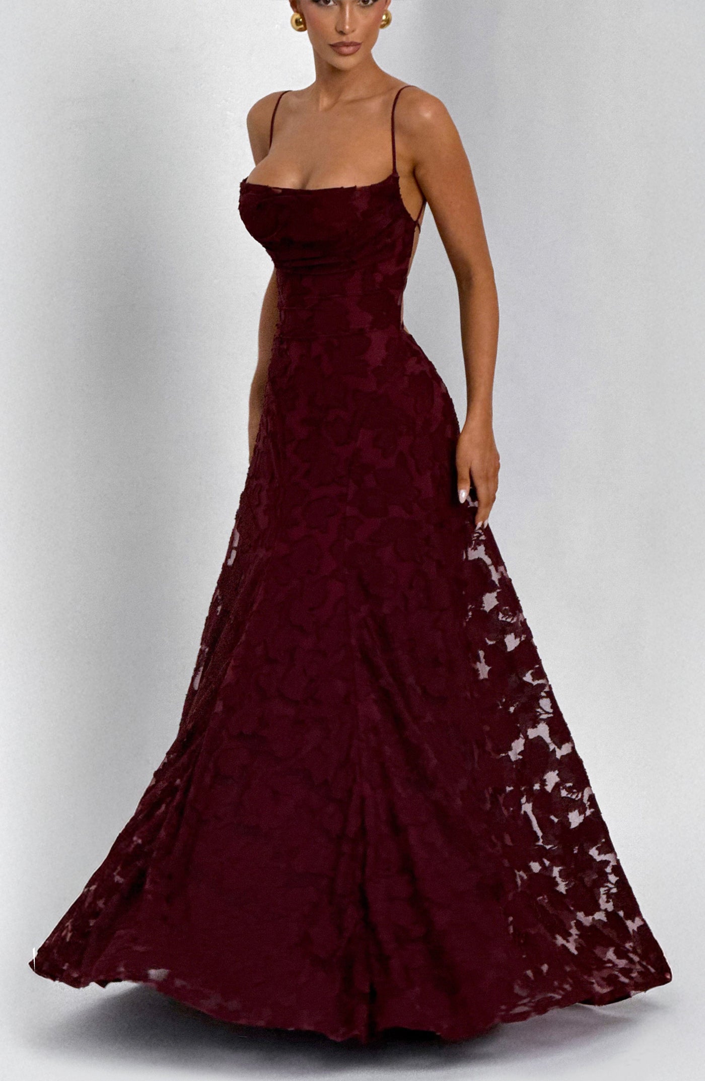 ATISSE FRANCIS ICON — Maxikleid mit Blumenmuster in Burgunderrot