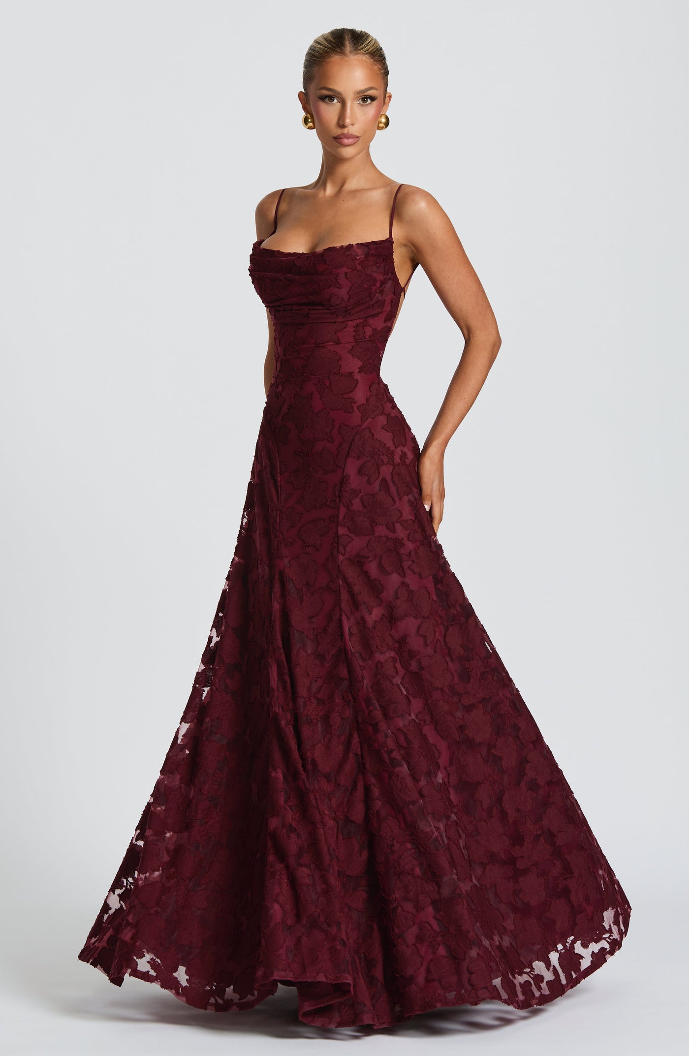 ATISSE FRANCIS ICON — Maxikleid mit Blumenmuster in Burgunderrot