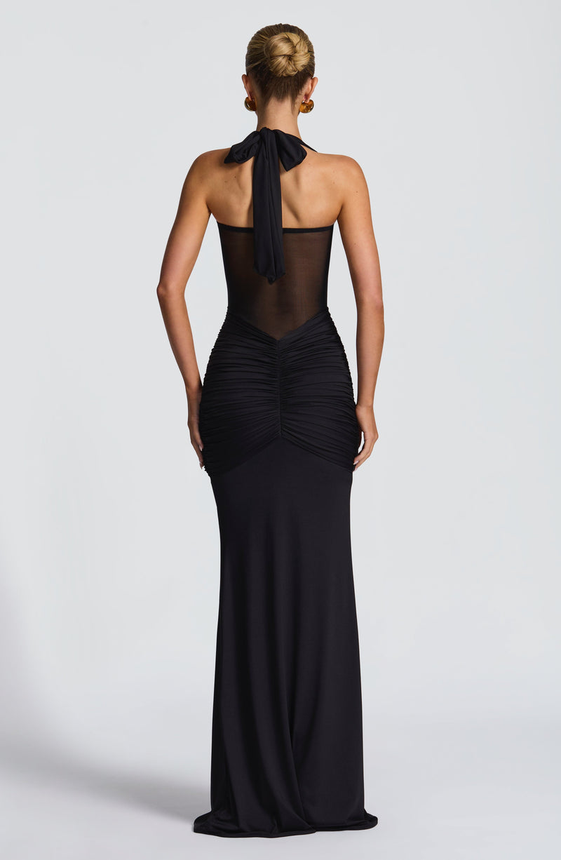 ATISSE VIXEN ICON — Vestido maxi halter con escote corazón (Black)